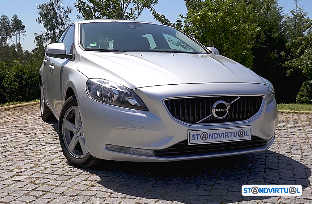 Volvo V40_Frente