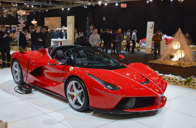 Ferrari LaFerrari Aperta