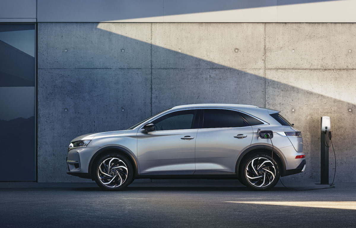 DS7 Crossback híbrido standvirtual