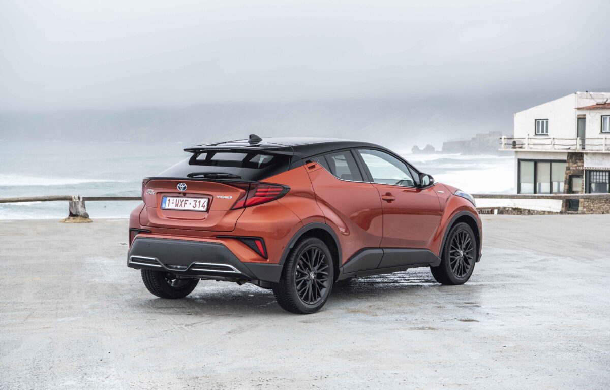 Toyota C-HR híbrido usado