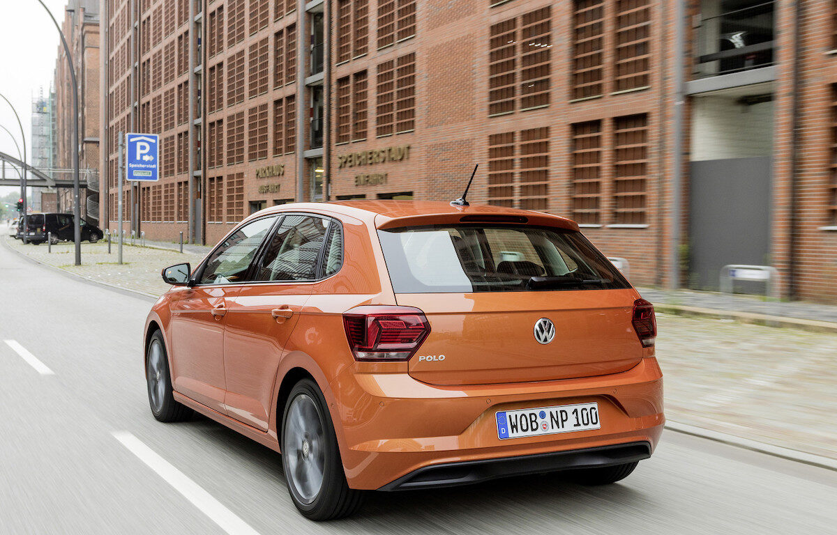 Volkswagen Polo carro gasolina económico