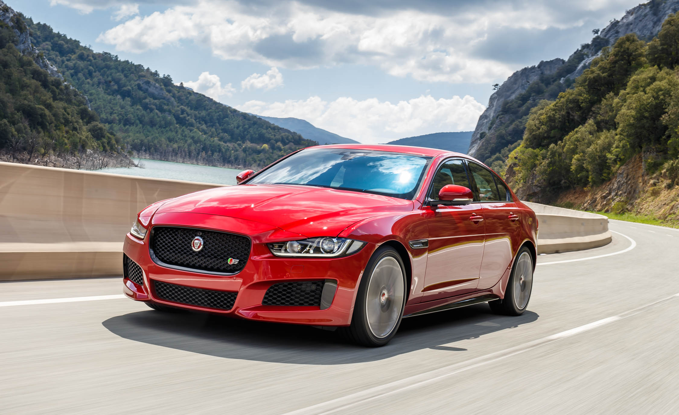 Jaguar XE usado Standvirtual