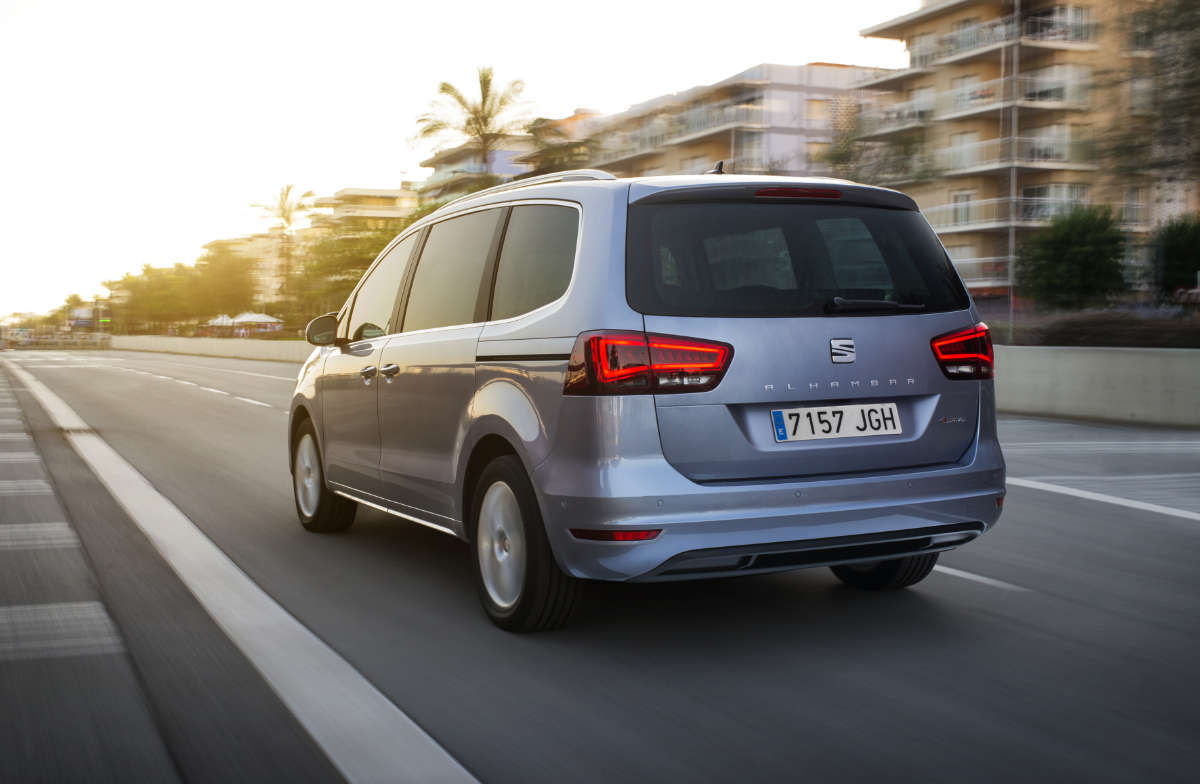 Seat Alhambra familiar usada