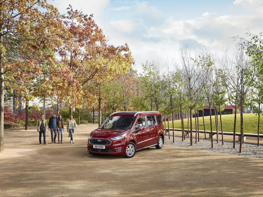 Ford Tourneo Connect monovolumes novos