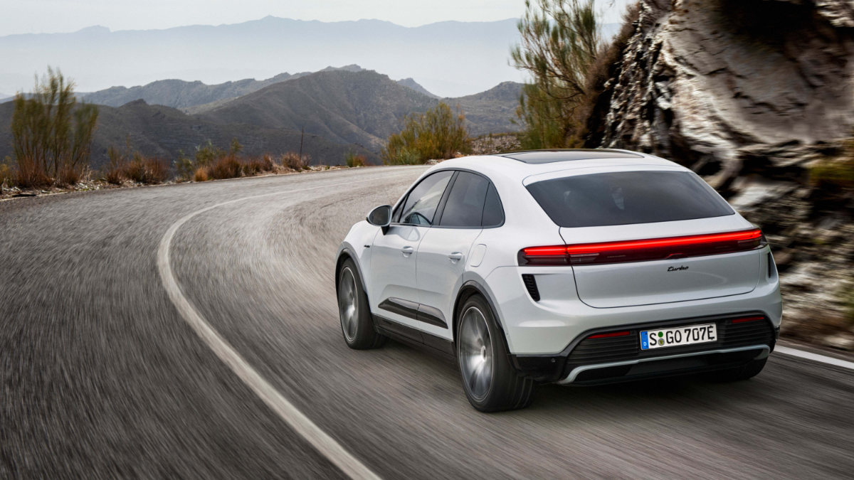 Porsche Macan SUV elétrico