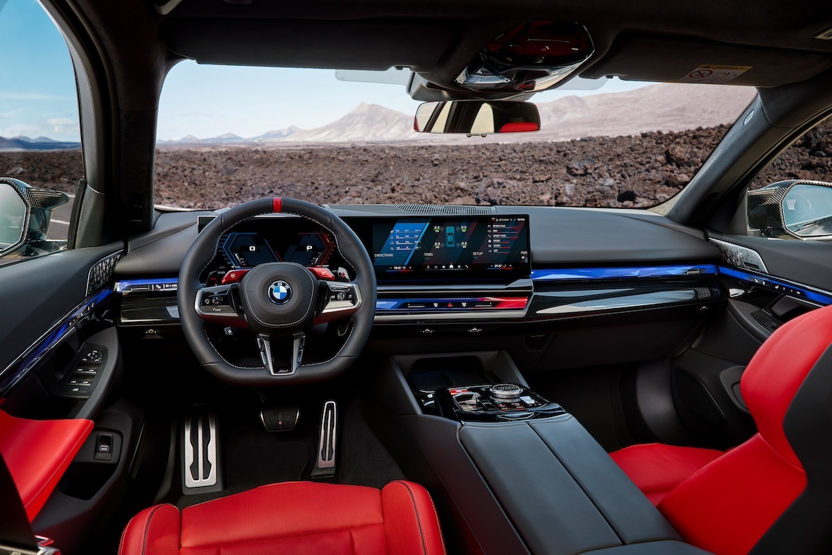 BMW M5 Touring interior