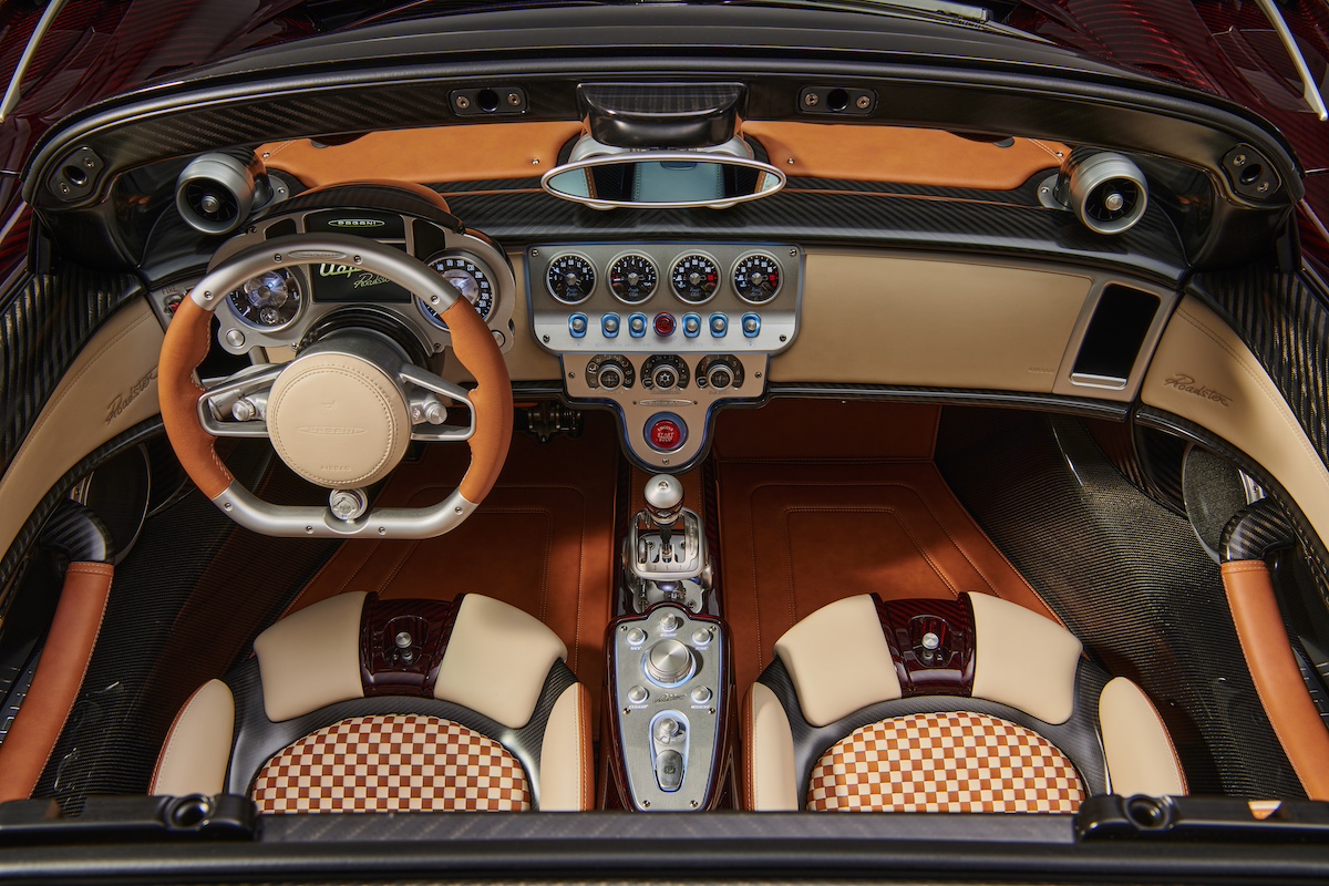 Pagani Utopia Roadster interior